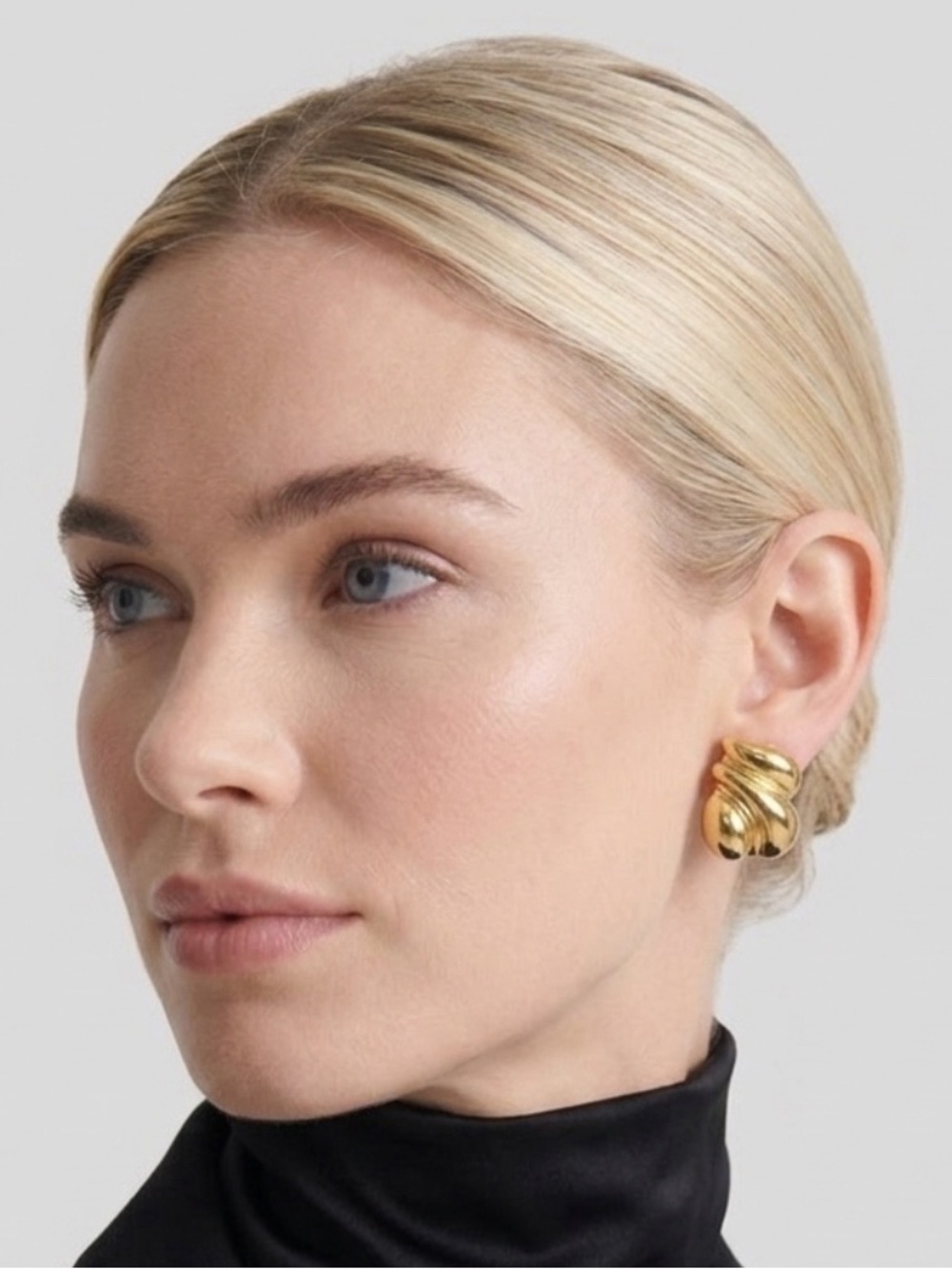 St. John Vintage Gold Sculpted Earrings